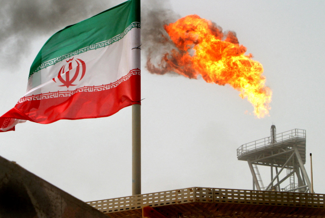 Iran Issues Stark Warning to Gulf States Amid Rising US Tensions