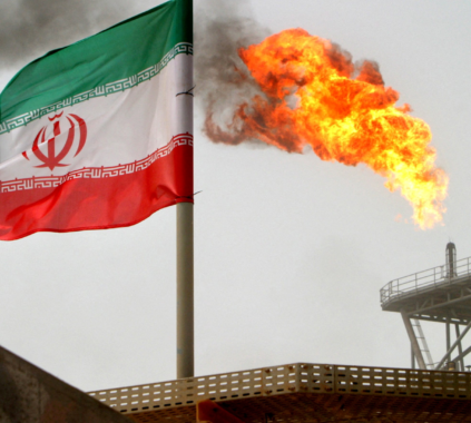 Iran Issues Stark Warning to Gulf States Amid Rising US Tensions