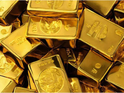 Gold Prices Fall as Investors Assess Middle East Tensions and Inflation