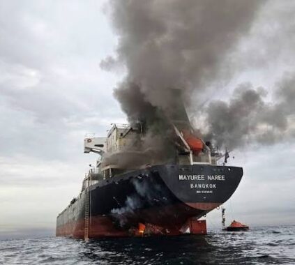 Unidentified Projectile Hits Oil Tanker Near Oman, UKMTO Says