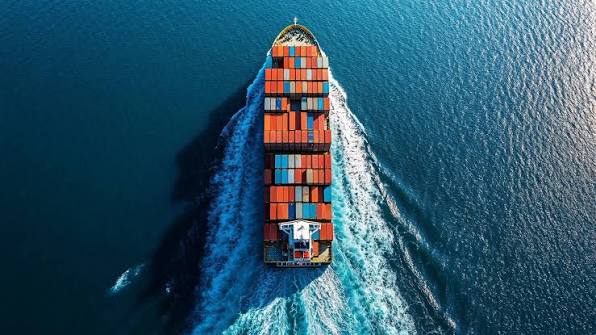 How Security Incidents in the Hormuz Strait Affect Global Shipping