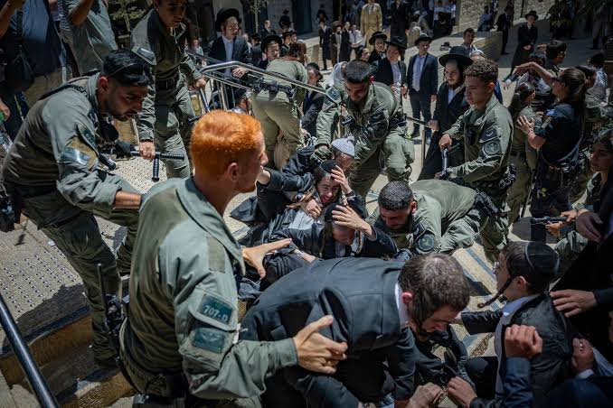 Cafe Clash in Jerusalem Exposes Deepening Social Tensions in Israel