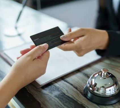 Key Trends Behind Saudi Arabia’s $3 Billion Consumer Spending Milestone