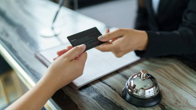 Key Trends Behind Saudi Arabia’s $3 Billion Consumer Spending Milestone
