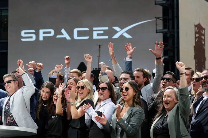 Big Investors Search for the Next AI Winners as Capex Concerns Fade