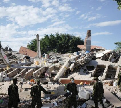 Colombia Earthquake Aftermath: Rescue Teams Search for Missing People