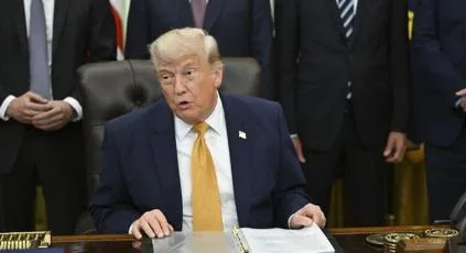 Trump Rejects AI Safety Alarms, Claiming the US Already has Capabilities to Monitor the Industry