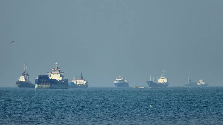 Iran strikes ten ships close to the Strait of Hormuz as Seafarer killed in Dubai tanker strike