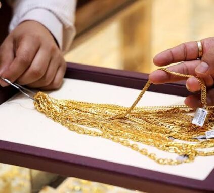 Gold Prices in Dubai Jump Dh14 per Gram as Geopolitical Risks Boost Demand