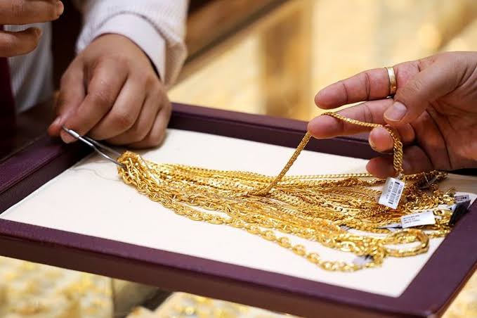 Gold Prices in Dubai Jump Dh14 per Gram as Geopolitical Risks Boost Demand
