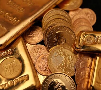 Gold Falls Due to Rising Fed Rate Hike Expectations Ahead of the Policy Conference