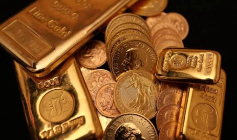 Gold Falls Due to Rising Fed Rate Hike Expectations Ahead of the Policy Conference