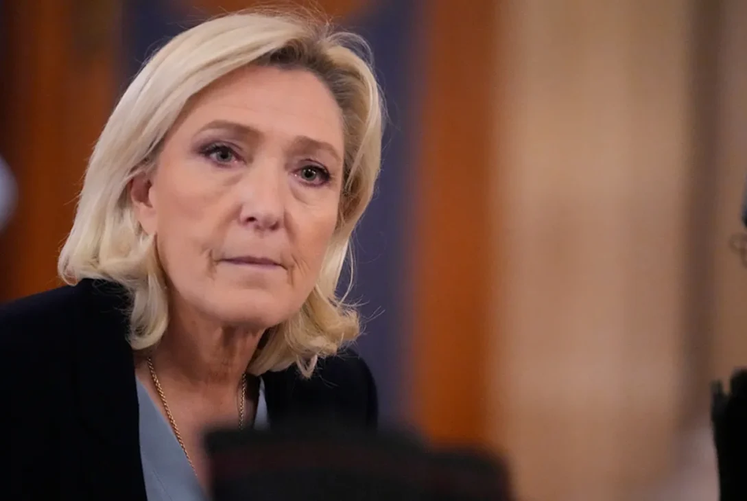 Le Pen Begins French Presidential Bid, Vows to Restore Rule of law