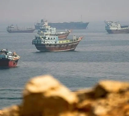 US Highlights Role in Gulf oil Trade Shipments as CENTCOM Leader Visits Hormuz