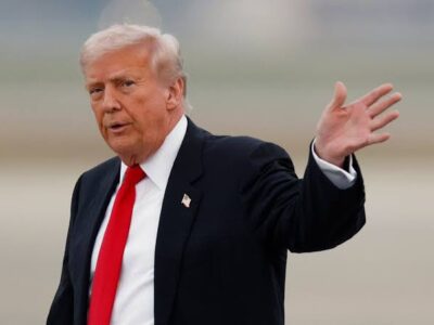 According to An AP-NORC poll, People are Fed up with Trump and Want Washington Changed