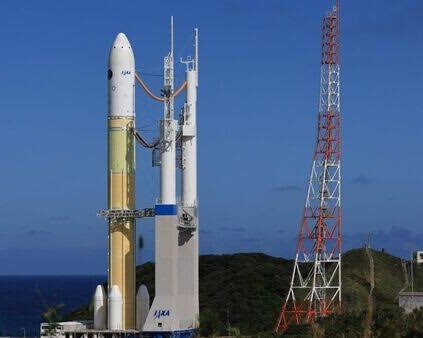 Japan Launches Probe to Mars' Mystery Moons