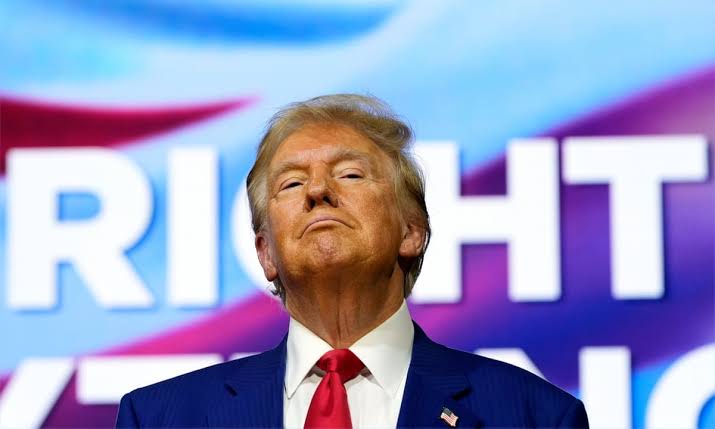 Trump Flips on Rallies in Unsettling Finale to Elections Campaign